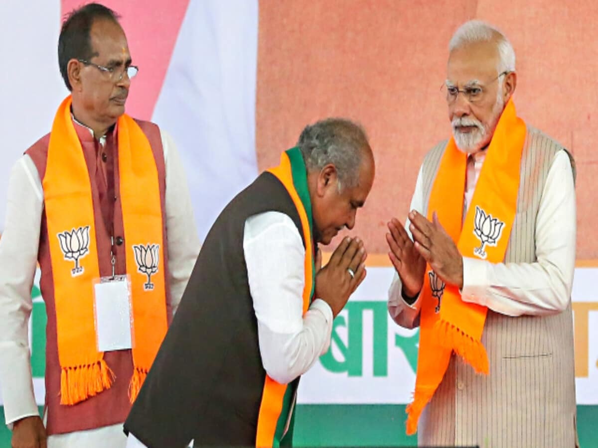 कैंपेन में खुद PM मोदी आगे और चुनाव में उतारे अपने मंत्री, शिवराज पर क्या संकेत